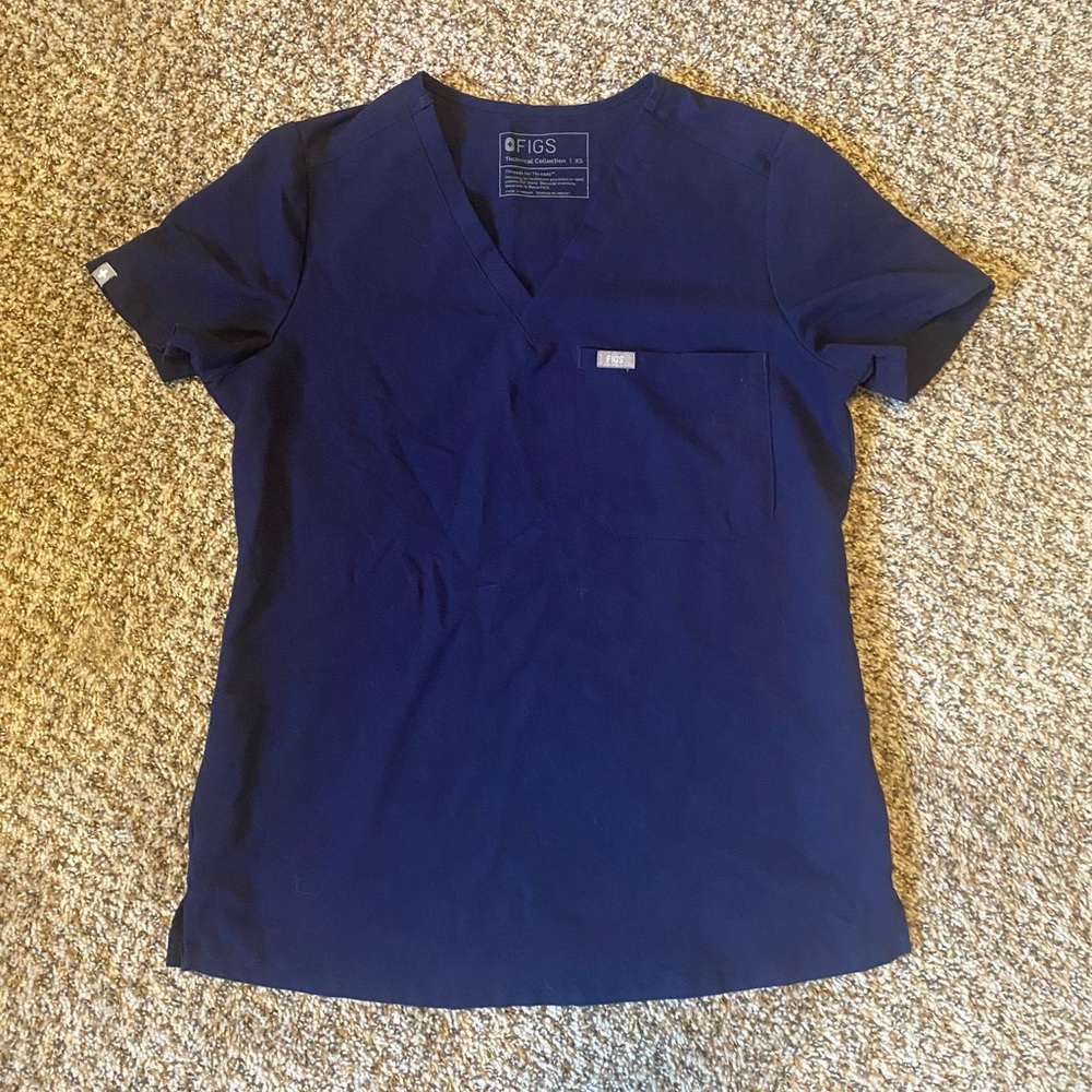 Figs one pocket scrub top